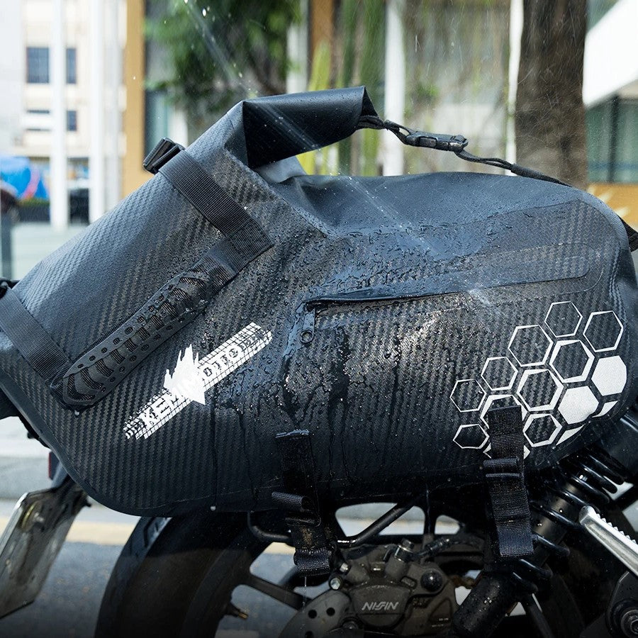 Sacoche cavalière latéral pour moto étanches en cuir 28l